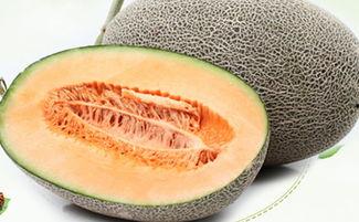 吃哈密瓜会反黑吗,吃哈密瓜真的会导致皮肤变黑吗？