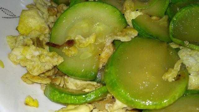 茭瓜里面全黑可以吃吗图片,揭秘可食用之谜