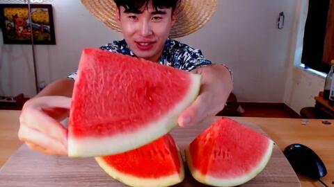 近期热门吃瓜直播,揭秘近期热门吃瓜直播背后的故事