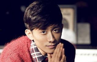 男明星网红短发,揭秘男明星网红的时尚短发造型