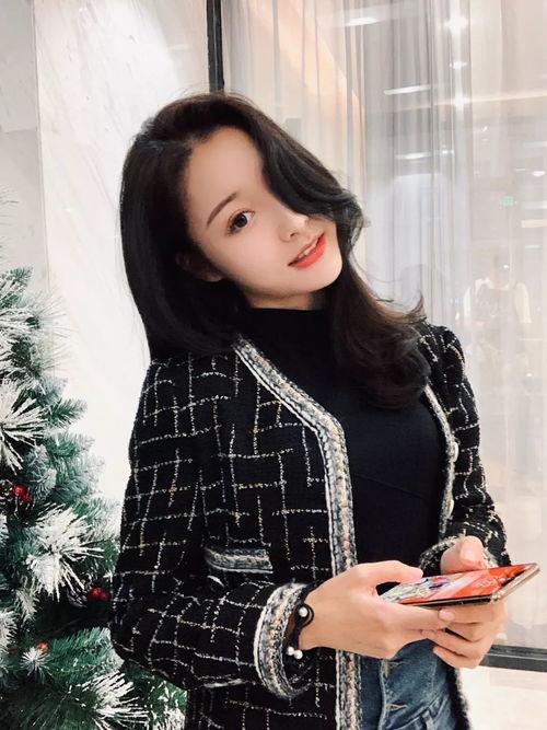 明星网红慧慧,网红界的璀璨明星，引领潮流的时尚达人