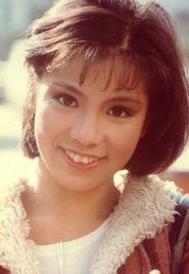 丑女龅牙明星网红,丑女明星网红的蜕变之路