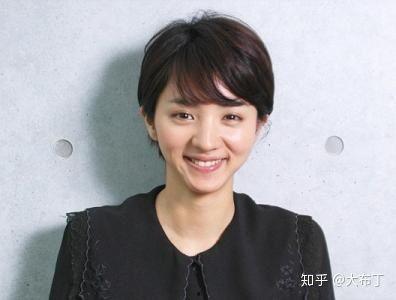 模仿者明星网红,揭秘明星网红背后的模仿者传奇