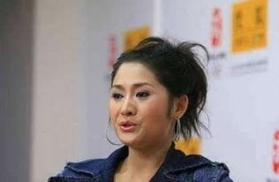 娱乐圈吃瓜吴露是谁,揭秘“吃瓜吴露”背后的故事